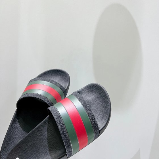Unisex slippers
