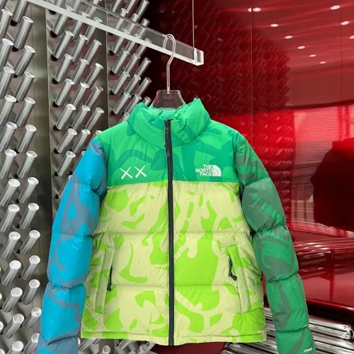 The North Face x Kaws Chaqueta
