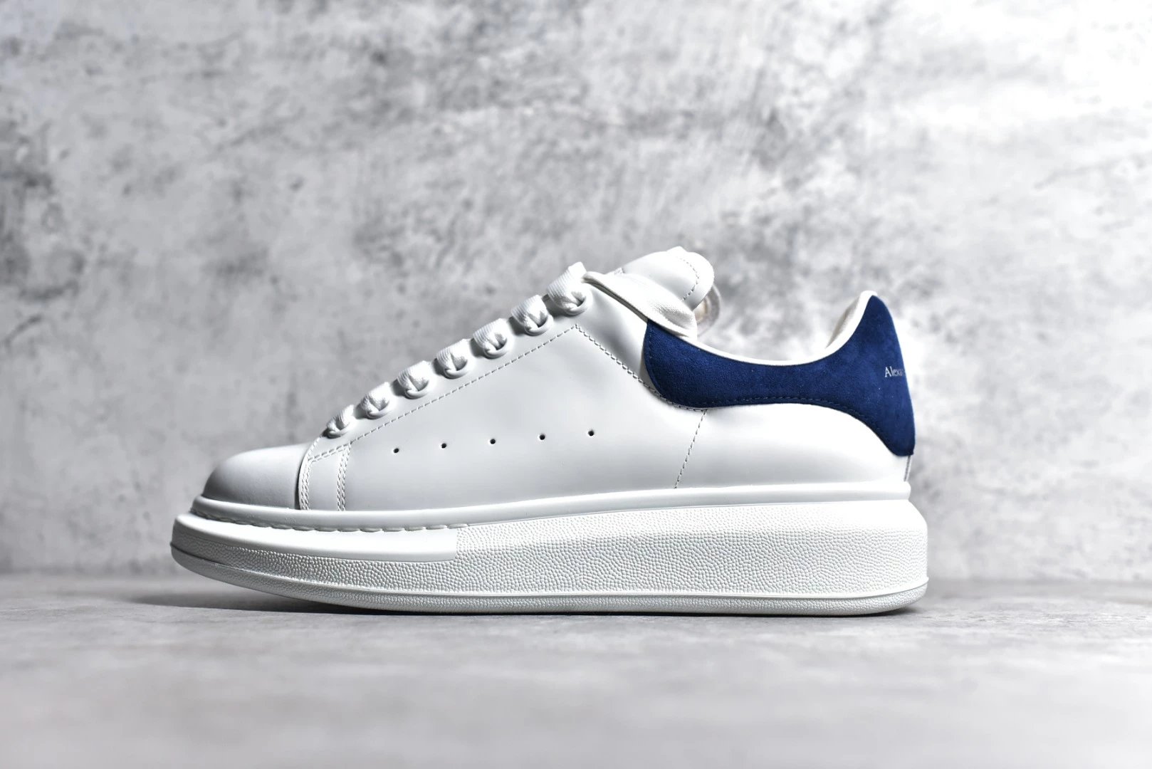 Alexander Mcqueen Leather White Black 4
