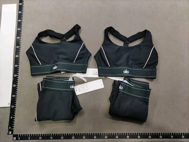 Alo Yoga Matching Sets Piped Sports Bra and Leggings Set product detail image 1