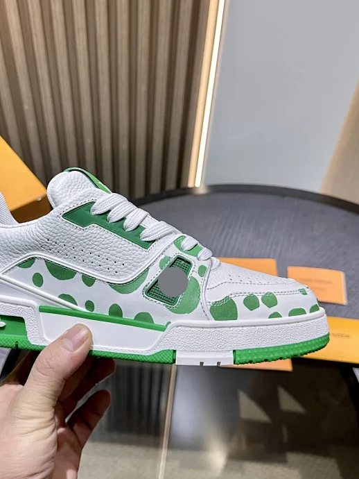 L@V  Trainer  Sneakers  |   Women's shoes：35~40. Men's shoes：38~46.(38，45，46customized).
