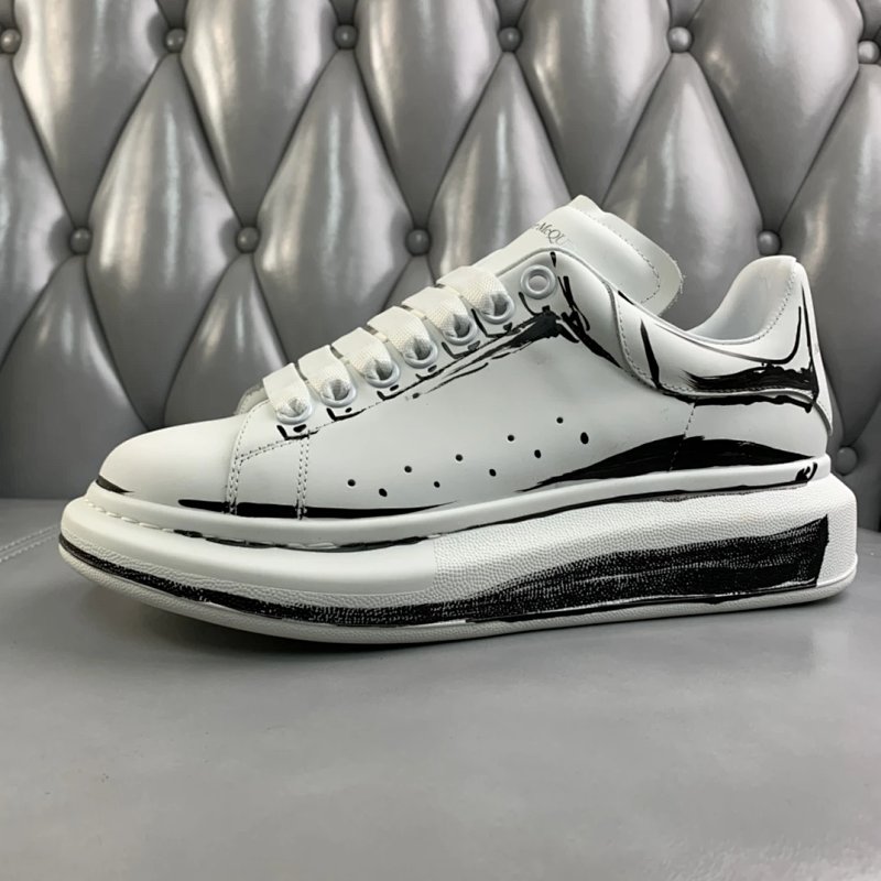 McQueen - Sneakers | Women's shoes：35~40. Men's shoes：38~45.(46，47 customized)