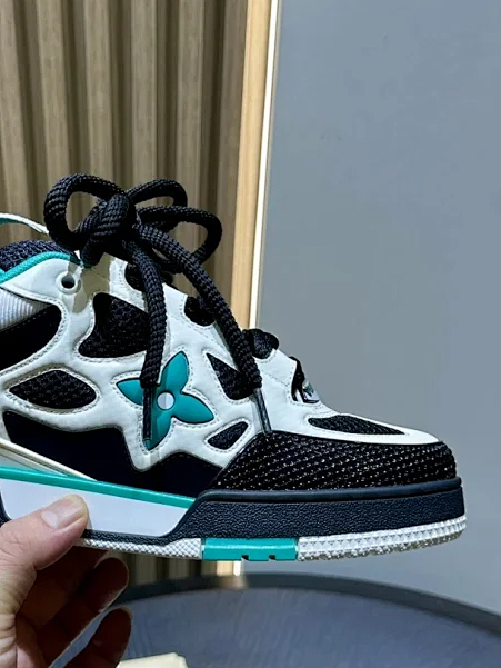 L@V Skate | shoes Size:35-44.(38,45,46customized). Whatsapp : +86 18802034431