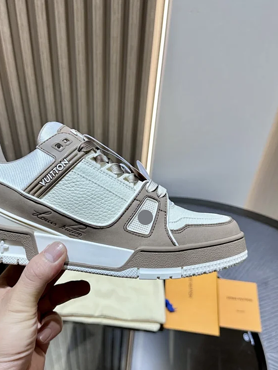 L@V  Trainer  Sneakers  | Women's shoes：35~40.Men's shoes：39~44.(45，46customized).