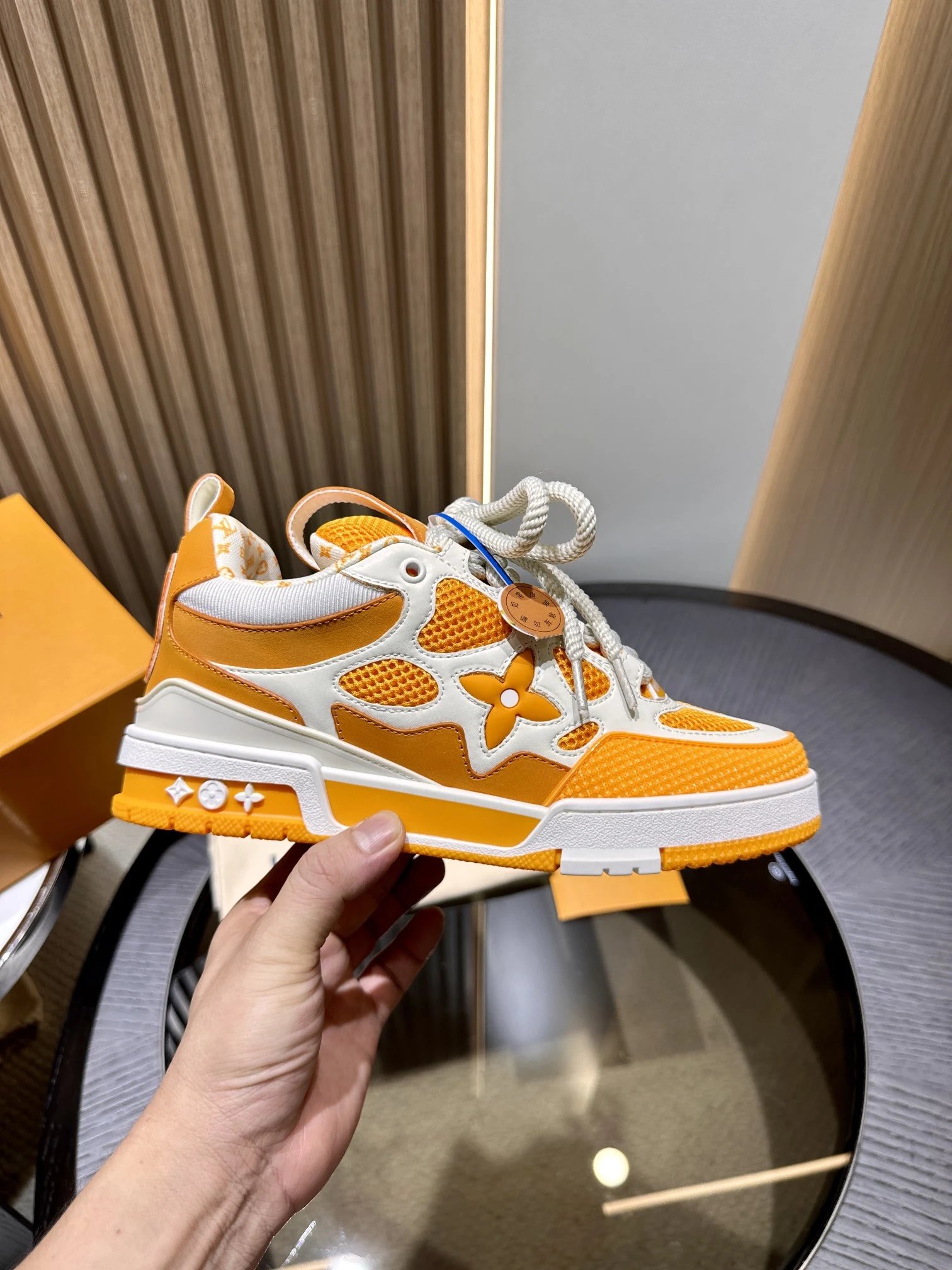 LV Skate Crystal