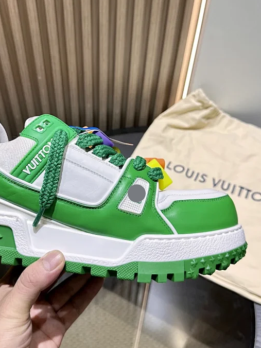 L@V  Trainer  Sneakers  | Women's shoes：35~39. Men's shoes：39~45.