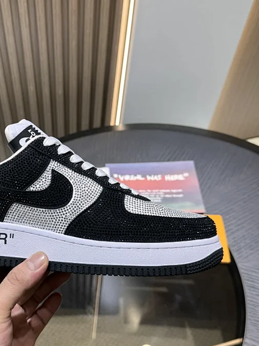 L@V x N*ike Sneakers  | shoes Size：39-44.（38,45,46 customized).