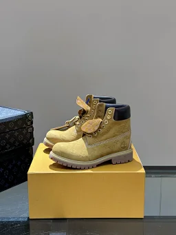 thumbnail for L√ x Timberlnd||35~45size (35, 45 customized non-returnable)