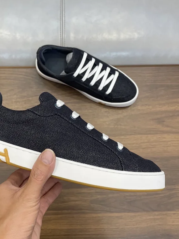 H&ermes - Sneakers | shoe size：38~46.   Whatsapp : +86  18802034431