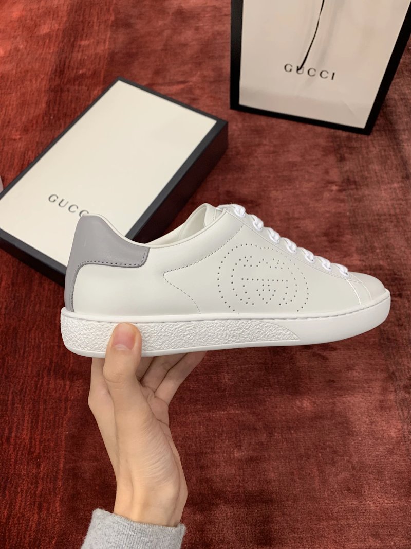 G*ucci white shoes | Women's shoes：34~40. Men's shoes：38~47.