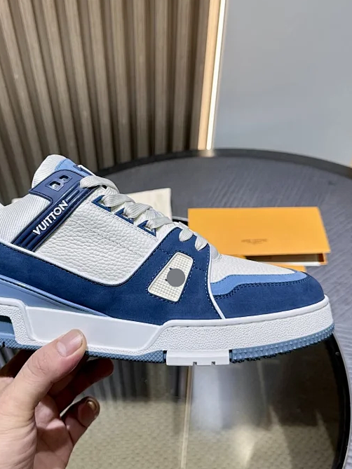 L@V  Trainer  Sneakers  |  Women's shoes：35~39. Men's shoes：38~45.
