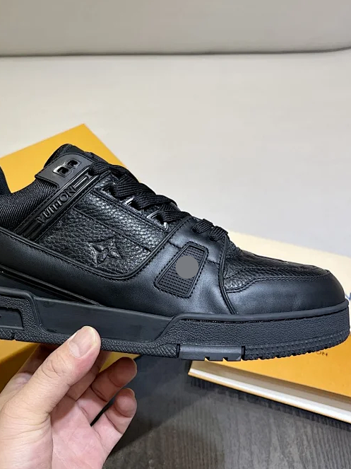 L@V  Trainer  Sneakers  |   Women's shoes：35~39. Men's shoes：38~45.