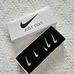 thumbnail for Gift boxed breathable sports socks for men and women do not support returns