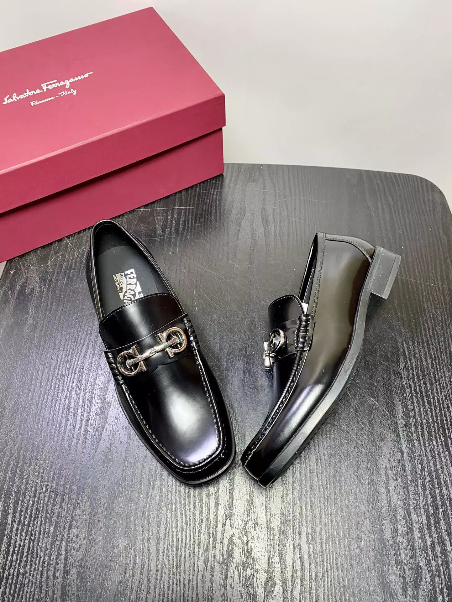 Salvatore Ferragamo Gancini Loafer Black Leather Loafers - 4