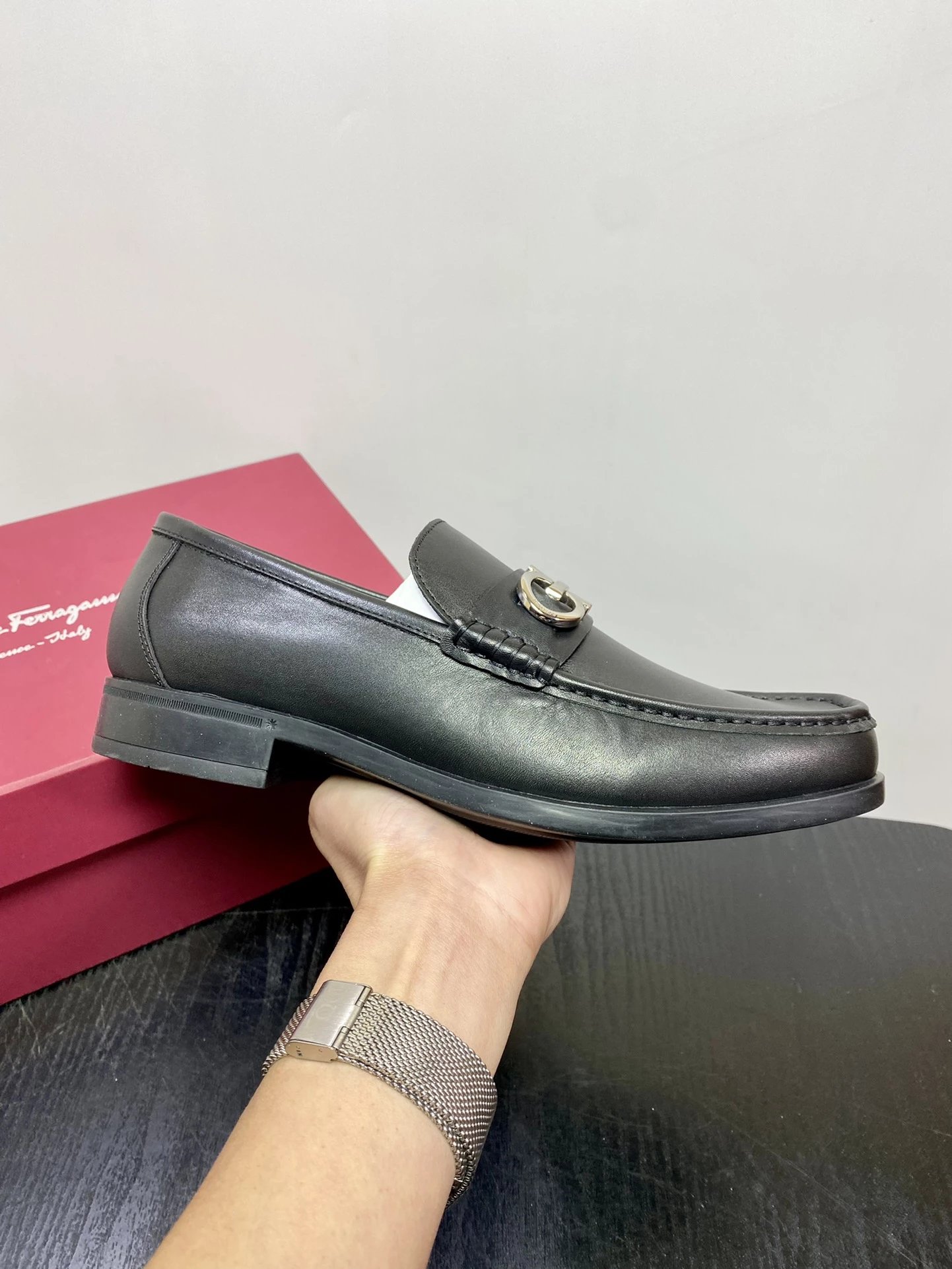 Salvatore Ferragamo Gancini Loafer Black Leather Loafers - 8