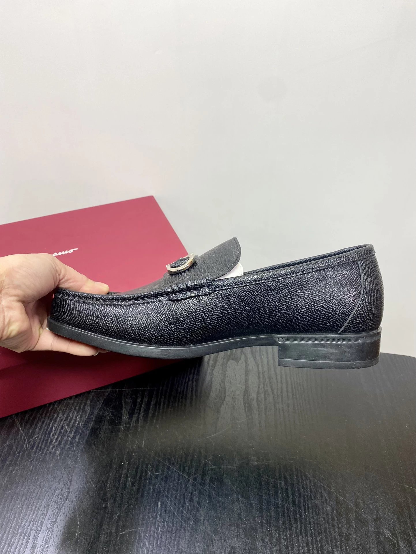 Salvatore Ferragamo Gancini Loafer Black Leather Loafers - 11