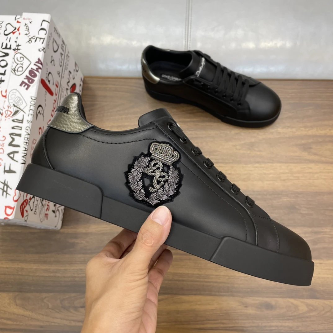D*olce&Gabbana.