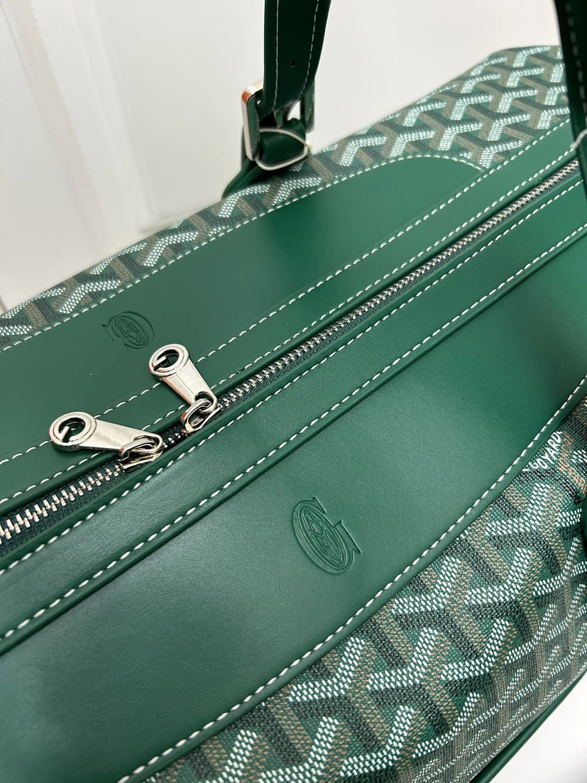 GY High-Quality Handbag