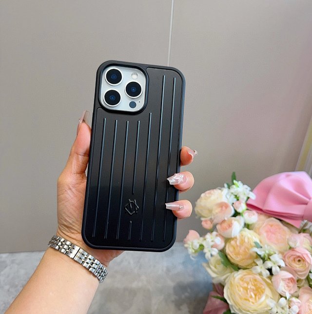 Moncler Phone Case: seller detail photo 3