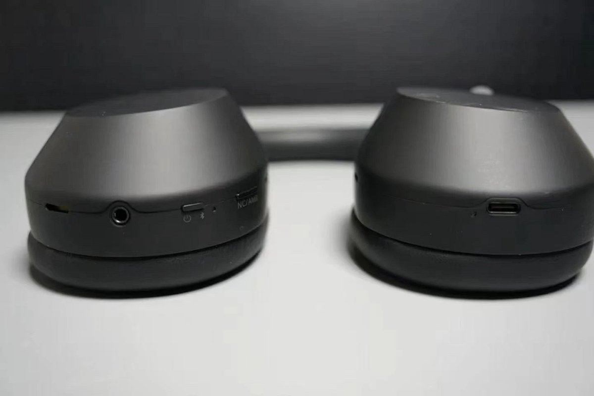 SN Earphones 11