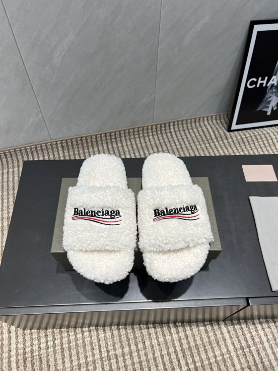 BLSJ woolen slippers