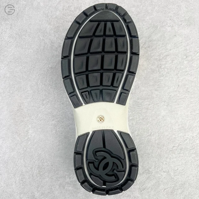 Chanel Sneakers G39792 mesh with interlocking CC logo product detail image 36