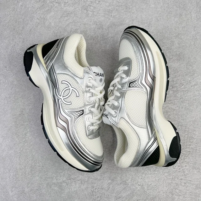 Chanel Sneakers G39792 mesh with interlocking CC logo product detail image 39
