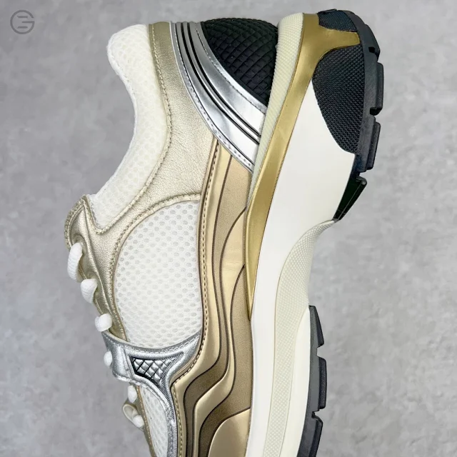 Chanel Sneakers G39792 mesh with interlocking CC logo product detail image 25