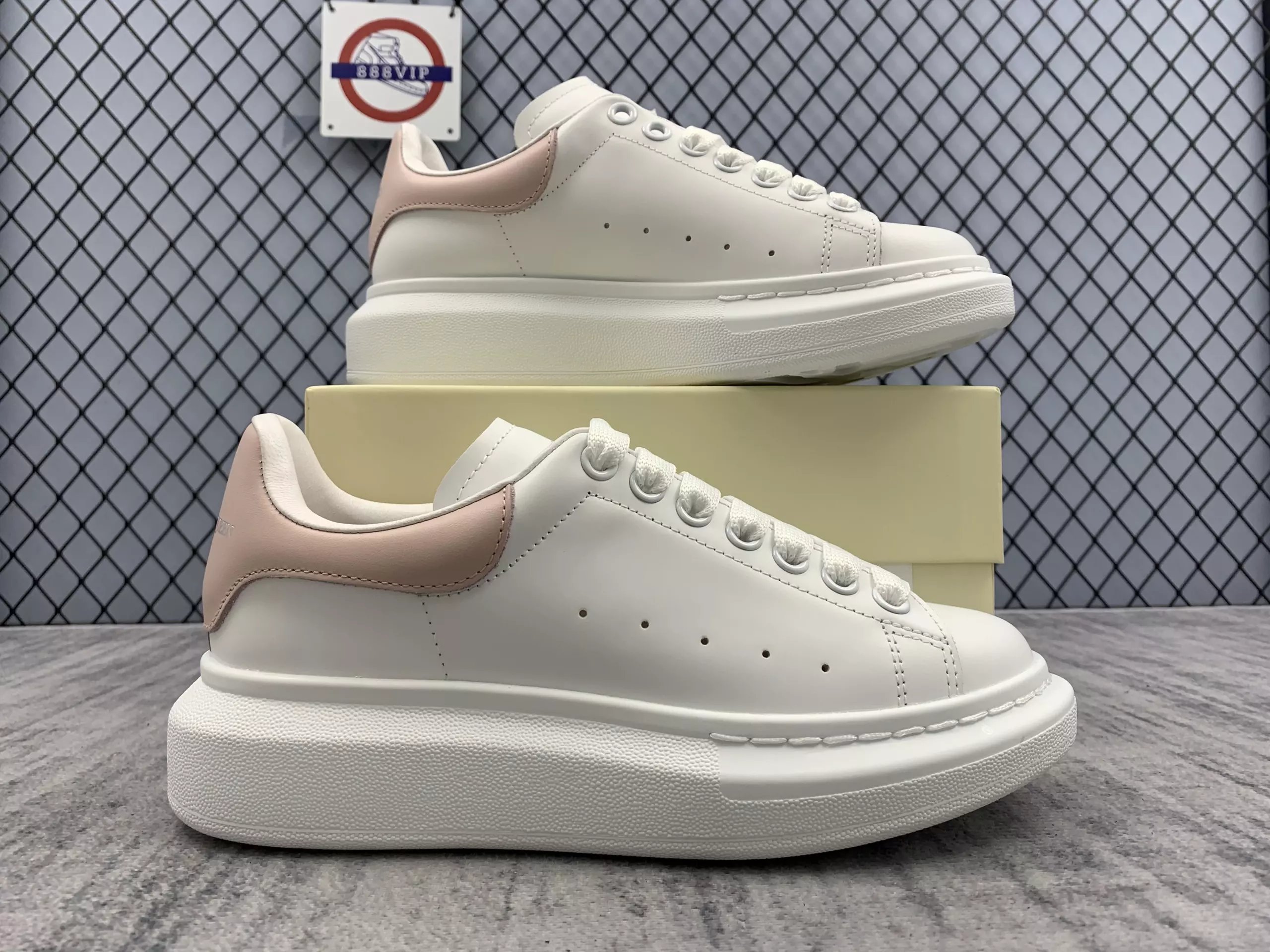 Alexander McQueen Oversized Leather Low Sneakers White Pink