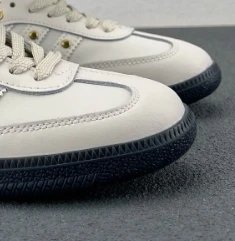 Bonner Studded Pack Cream White
