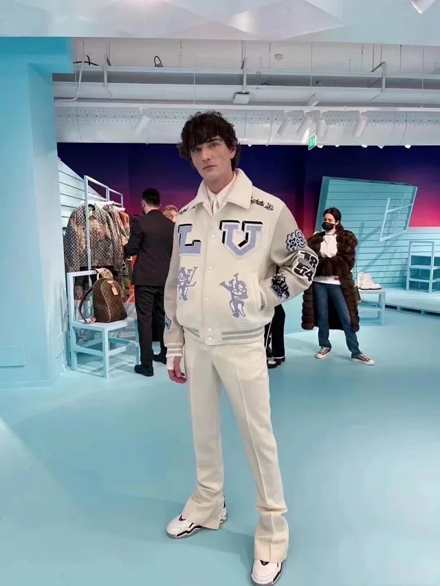 秋季时尚棒球服 - 134770