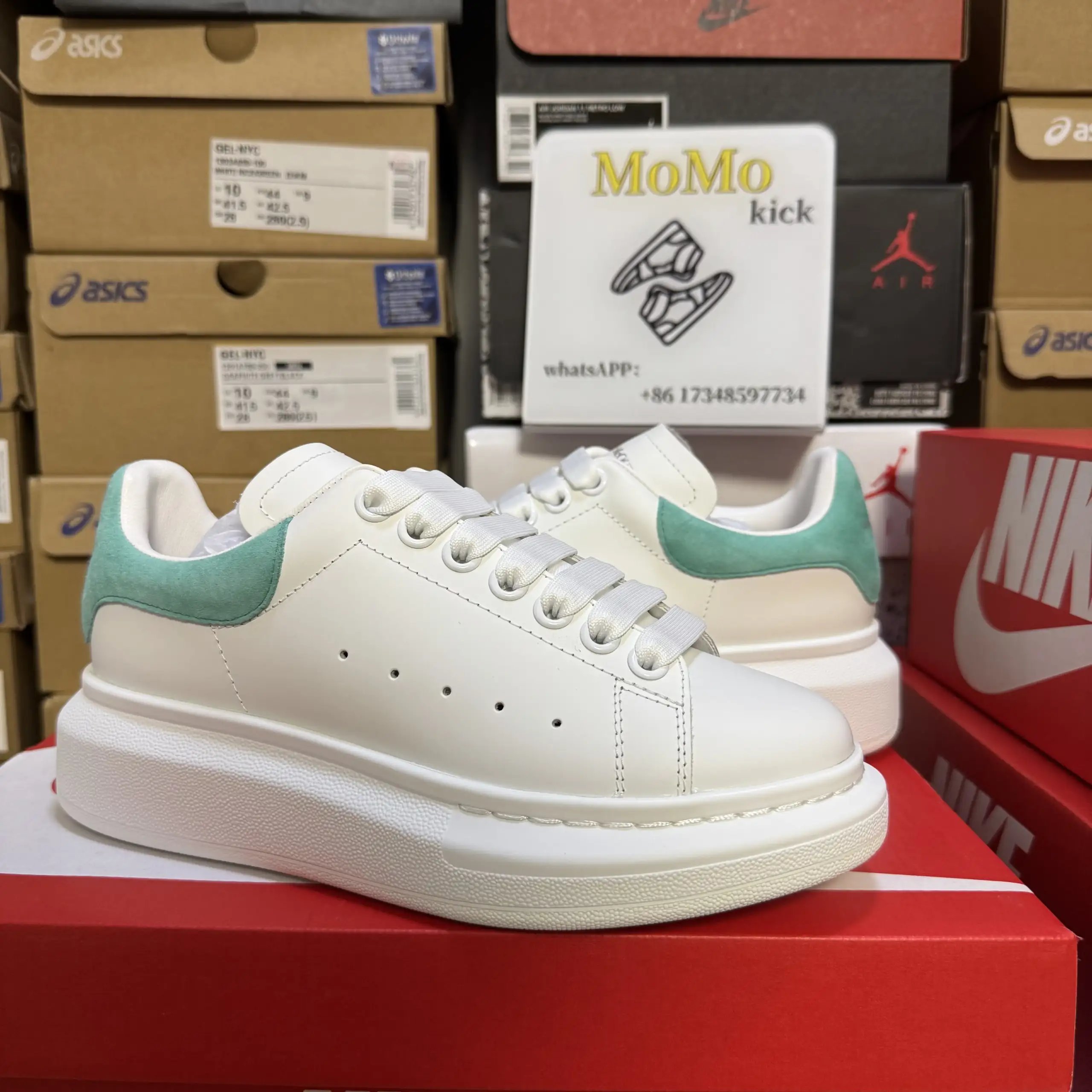 White - Cyan Heel