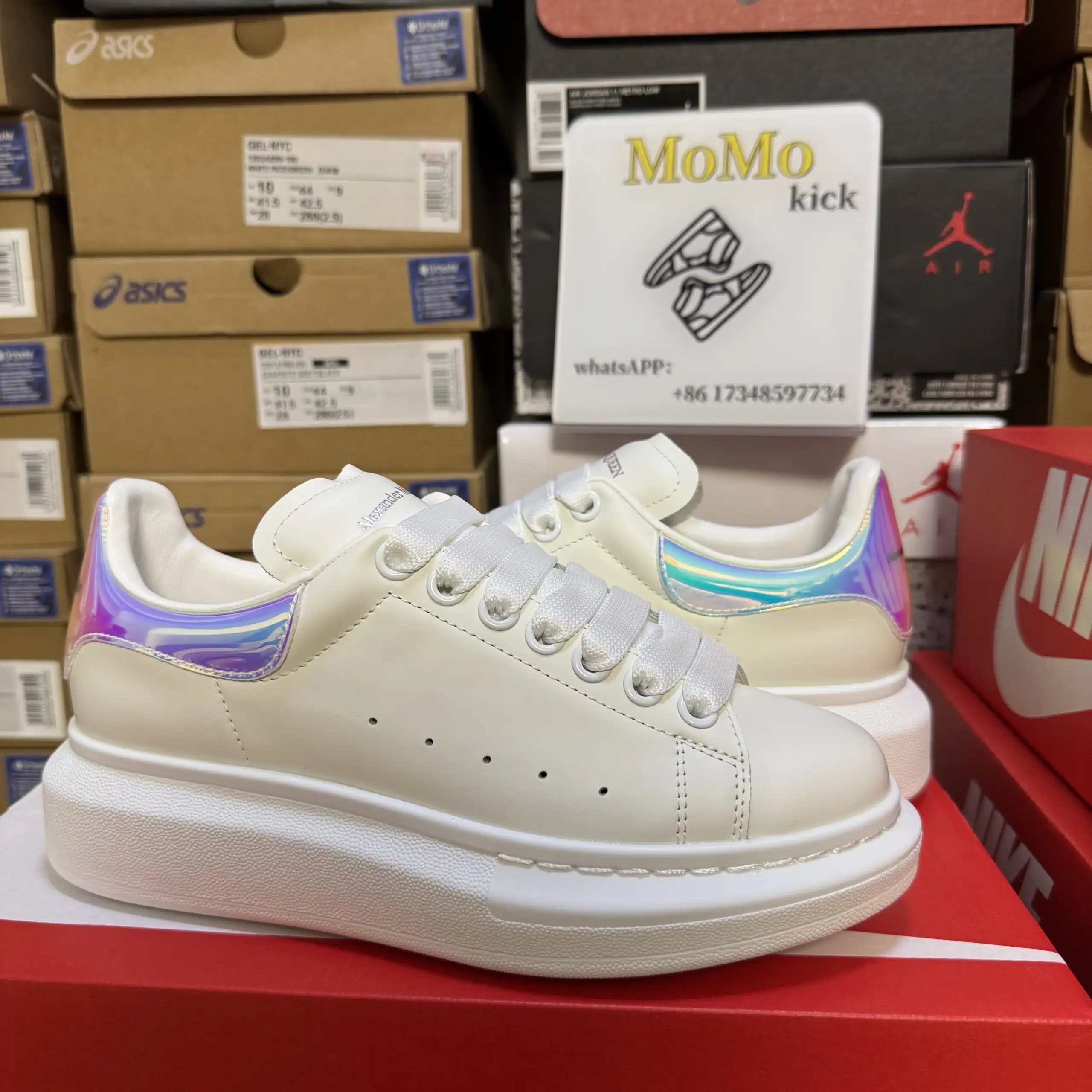 White - Holographic Heel 2.0