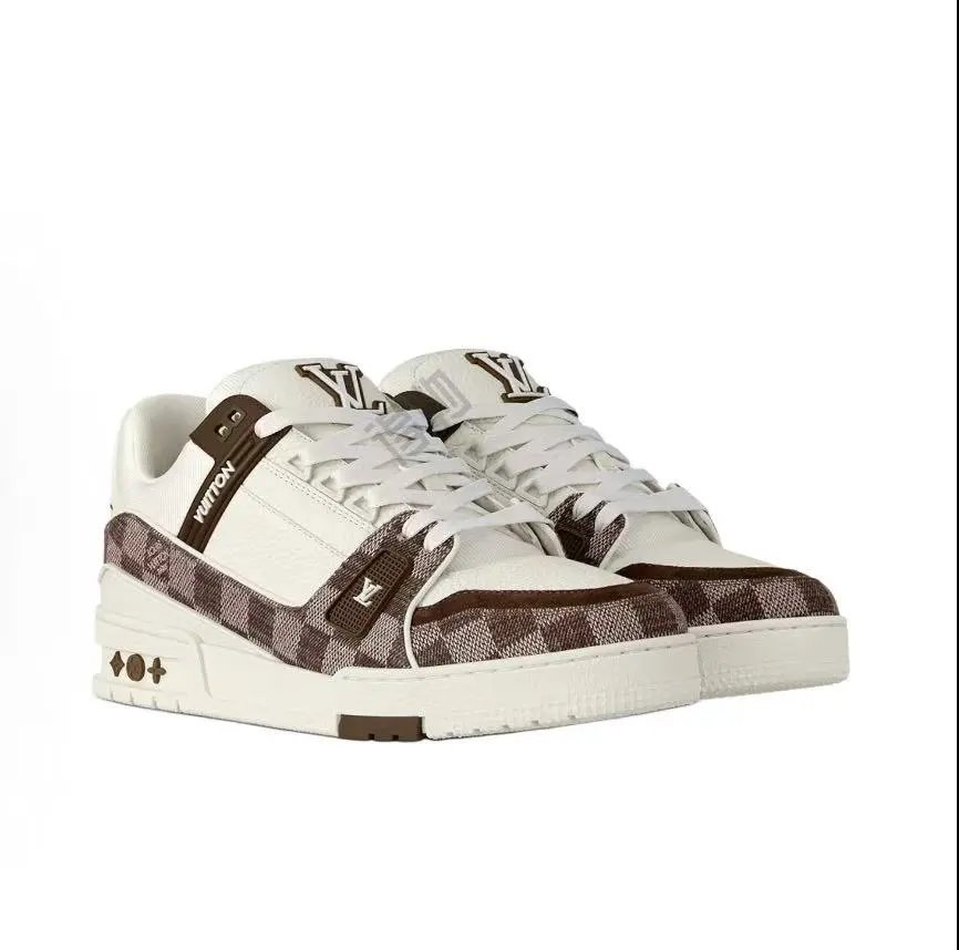 Brown & White Checkered