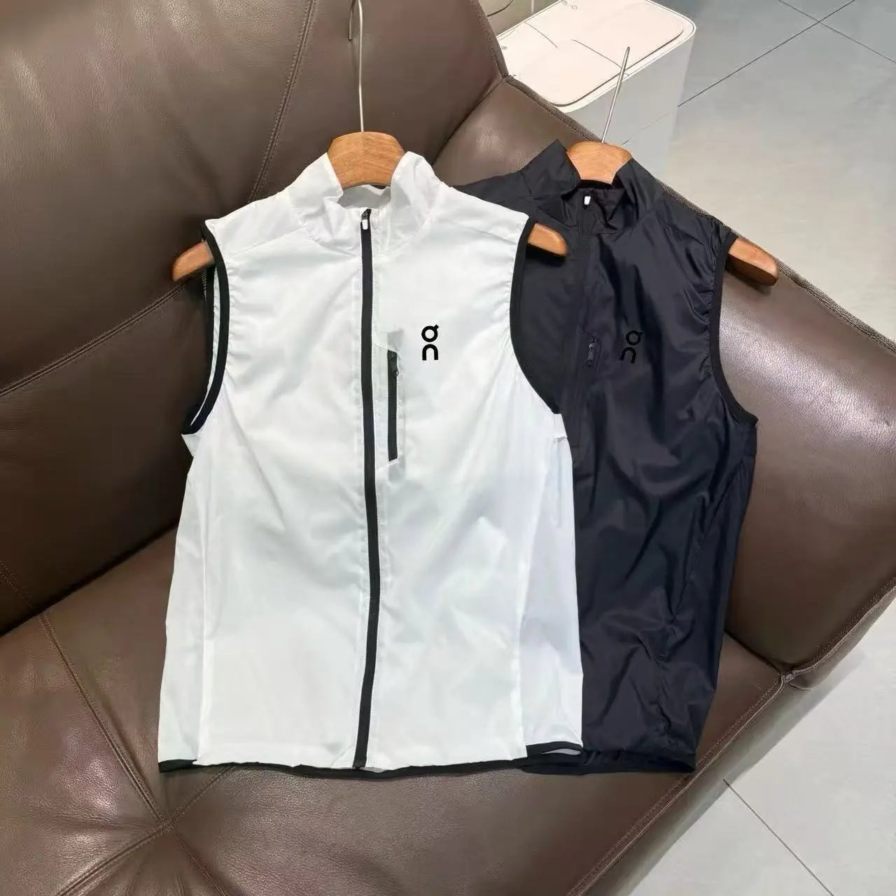 Vest photo 5