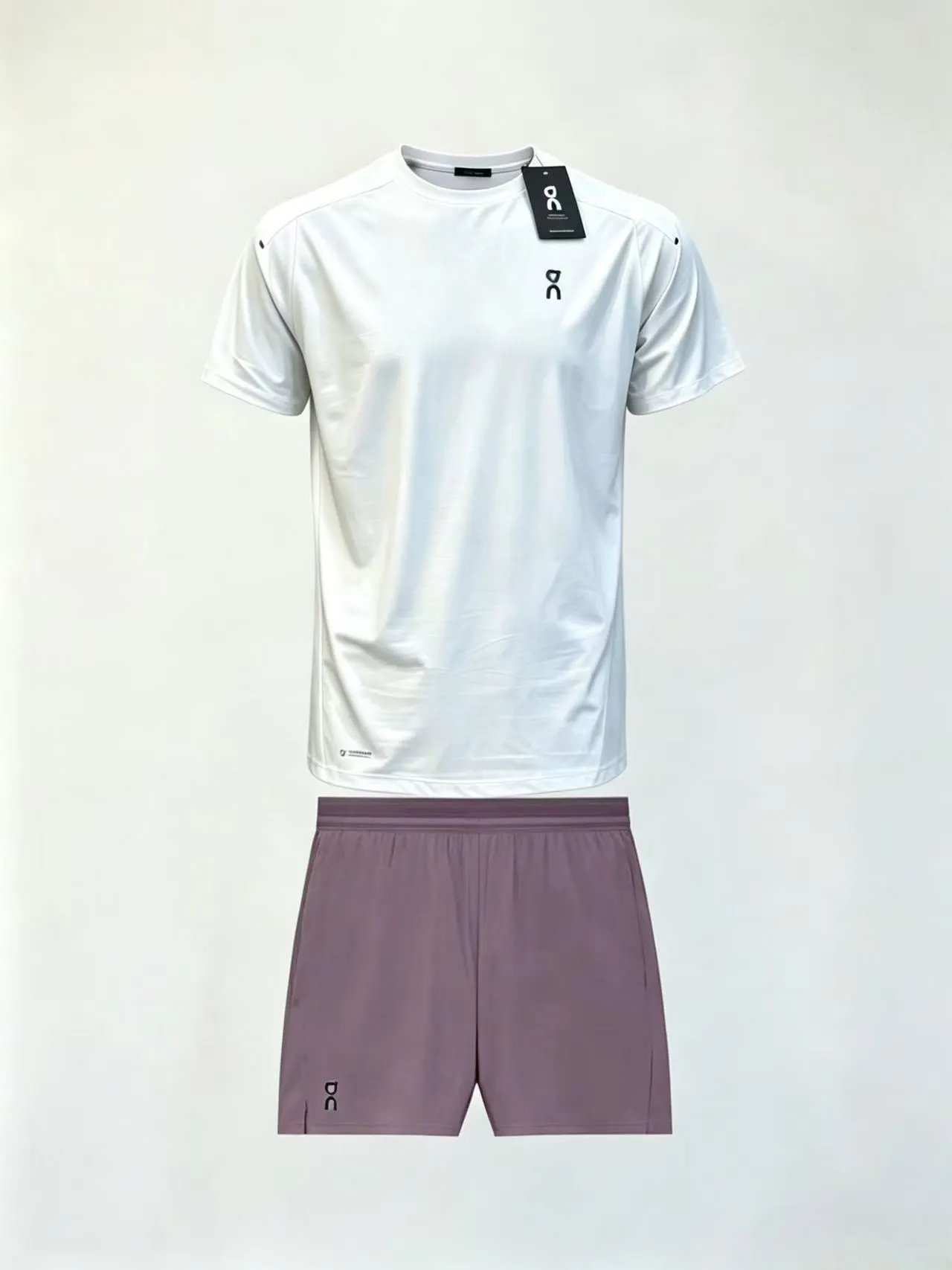 Short sleeved suit 3