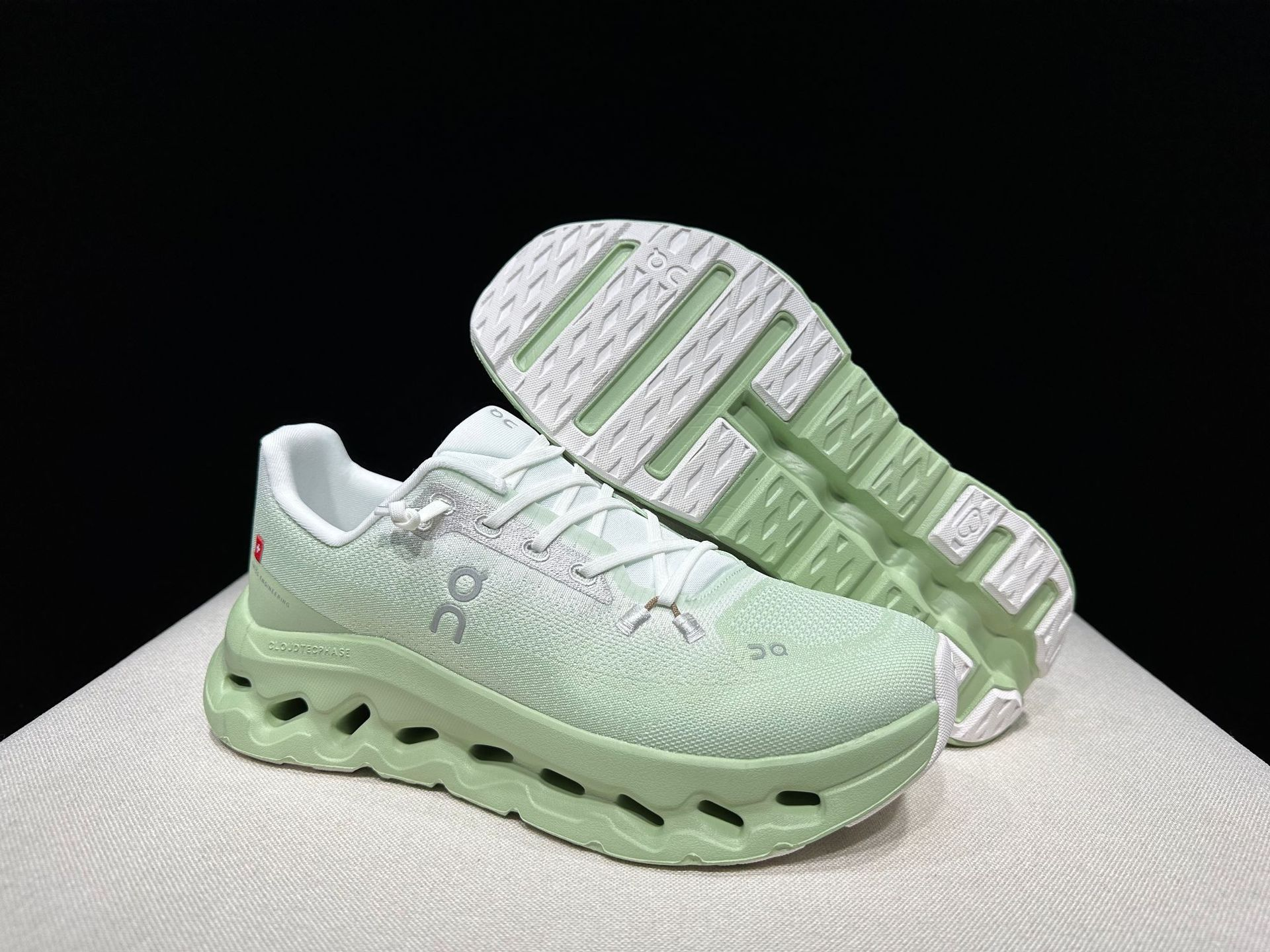 Light Green 36-43