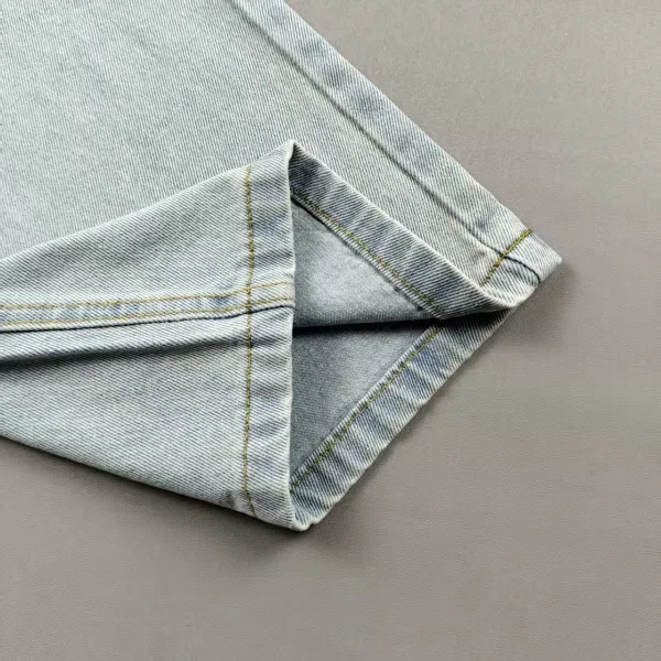 Digital Pionker Relaxed Fit Light Wash Jeans - 17
