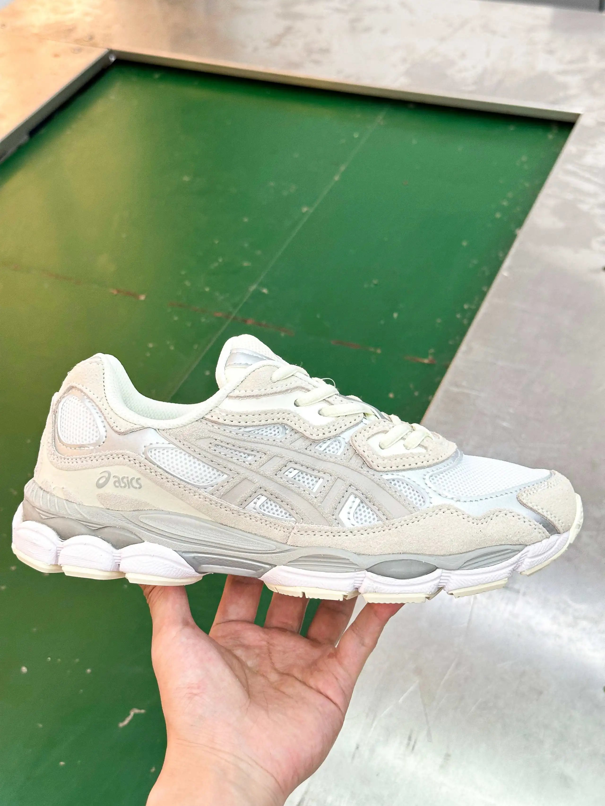 GEL-NYC 1201A789-105
