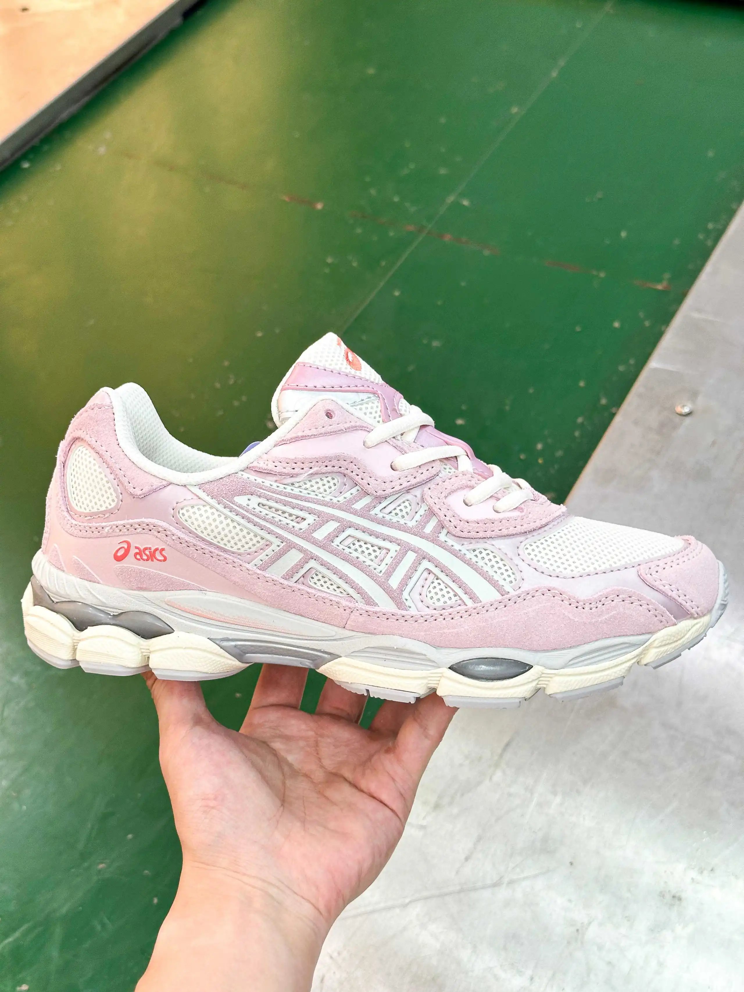 GEL-NYC 1203A383-106