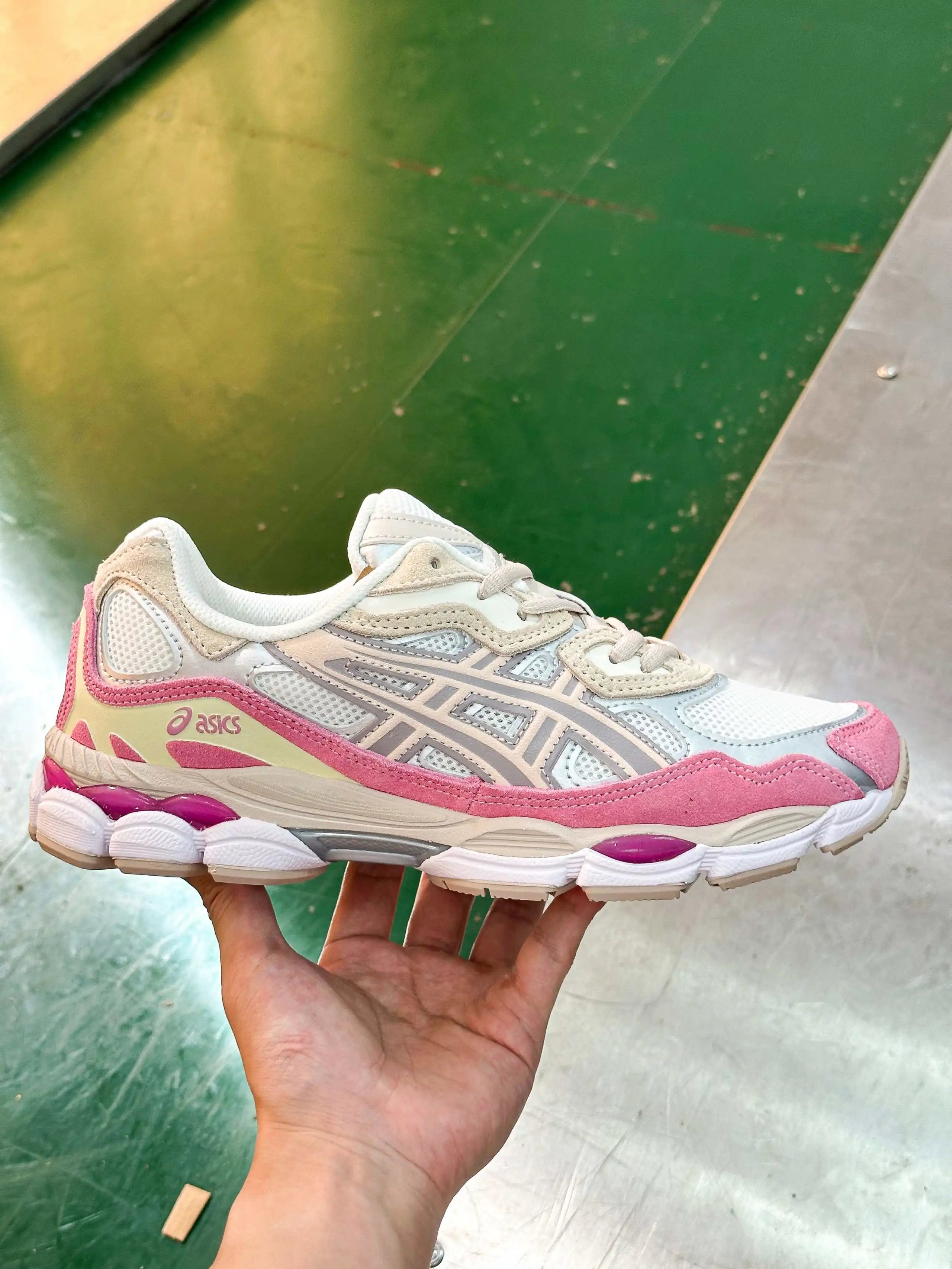 GEL-NYC 1203A383-104