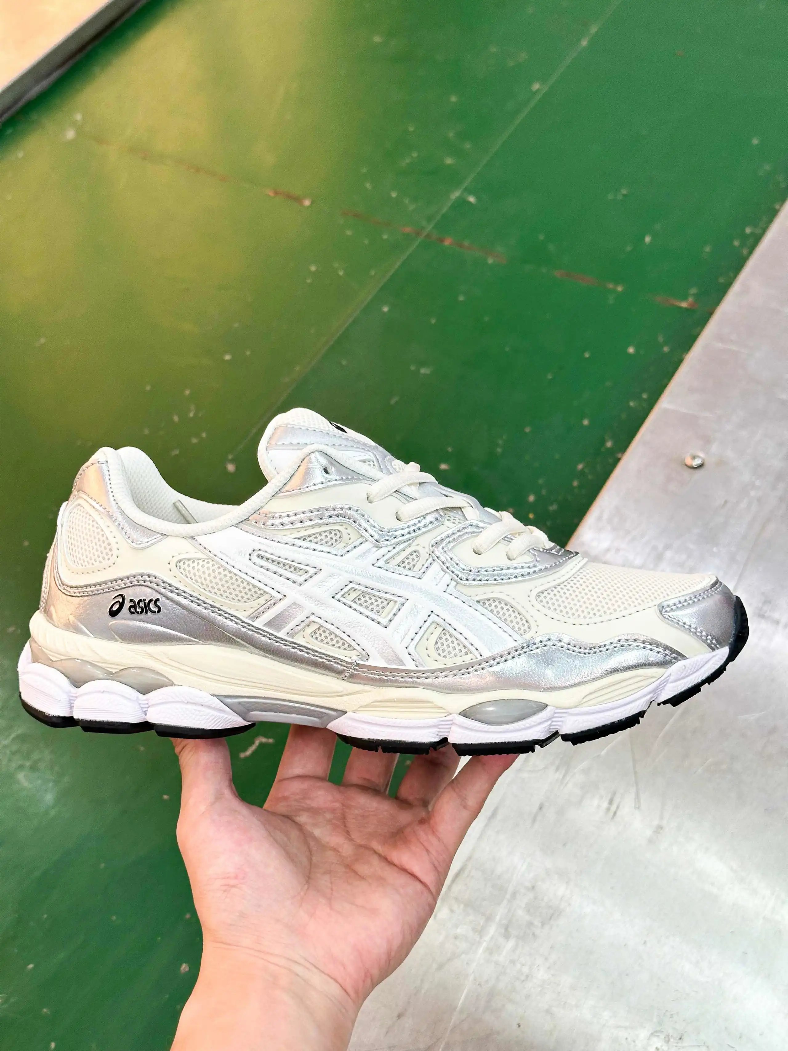GEL-NYC 1203A805-101
