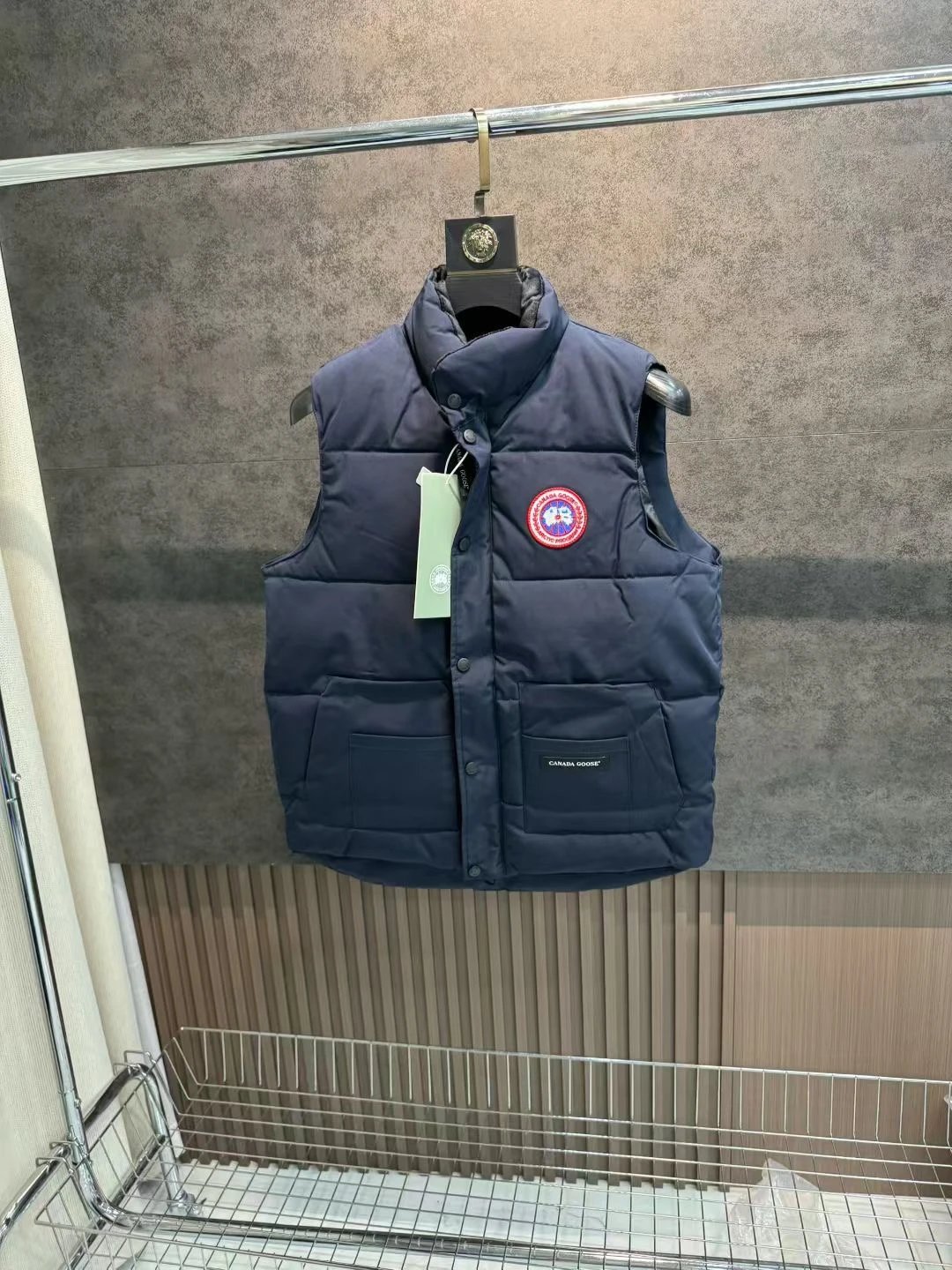 Canada Vest3