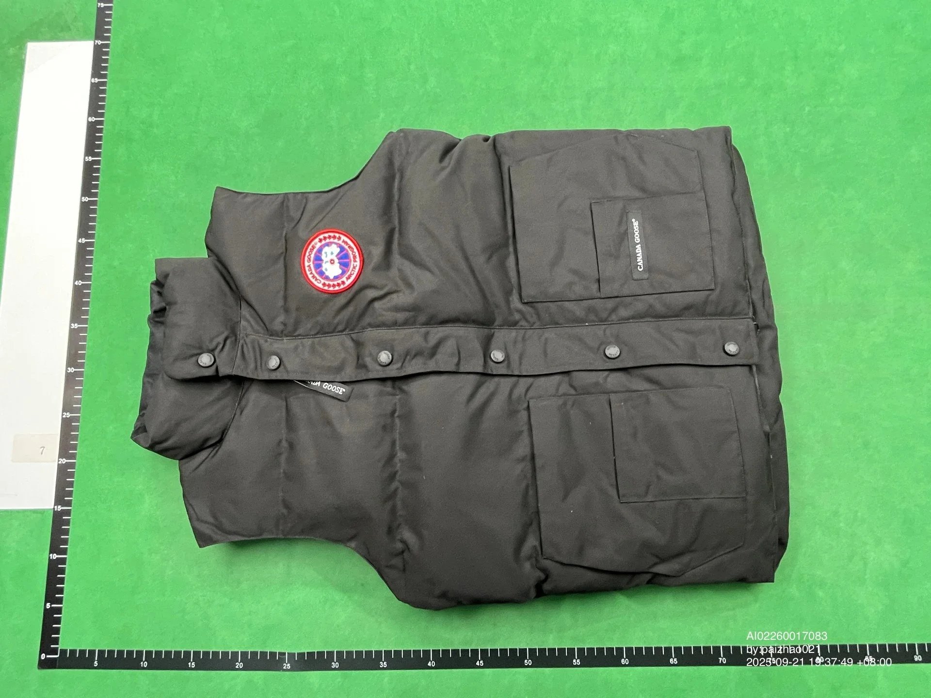 Canada Vest 高品质 黑