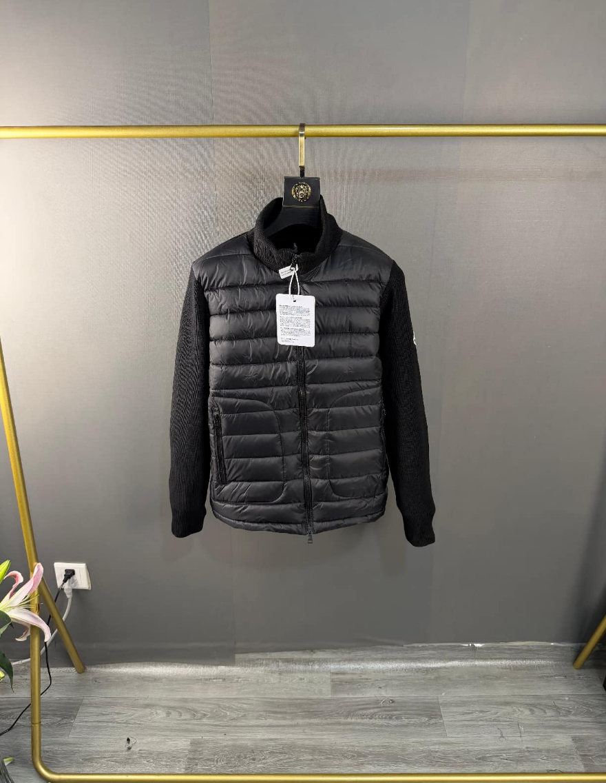 Standing collar black