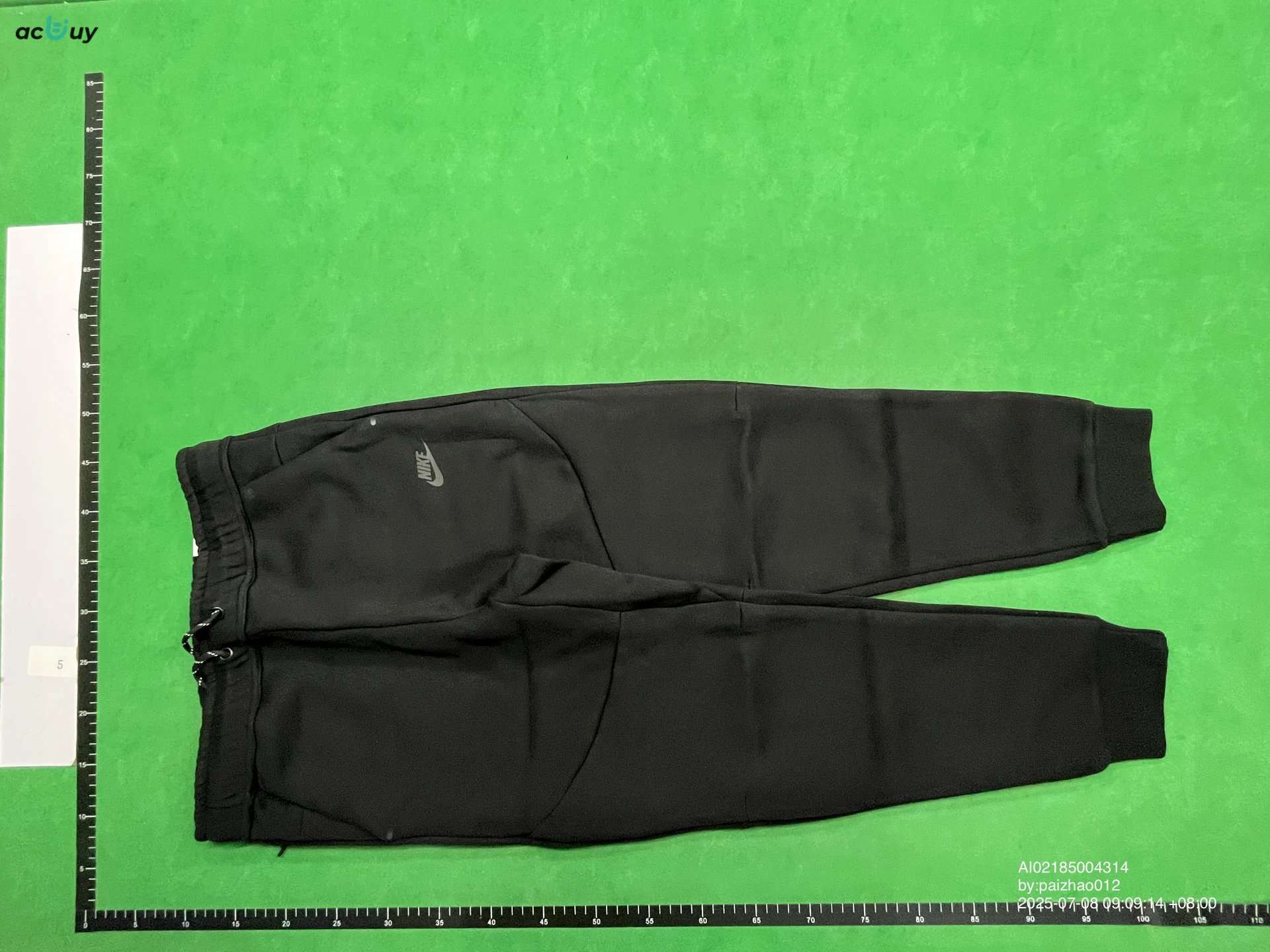 496 Black