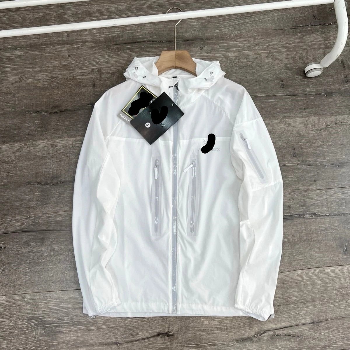 Sunscreen Clothing - White