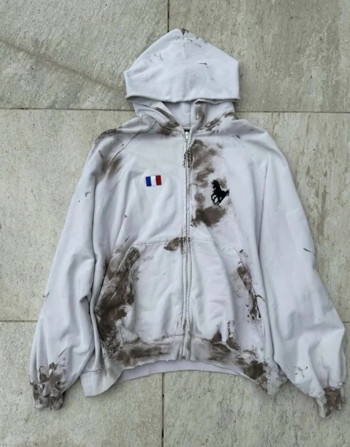 White Mud-Dyed War Horse Sweat