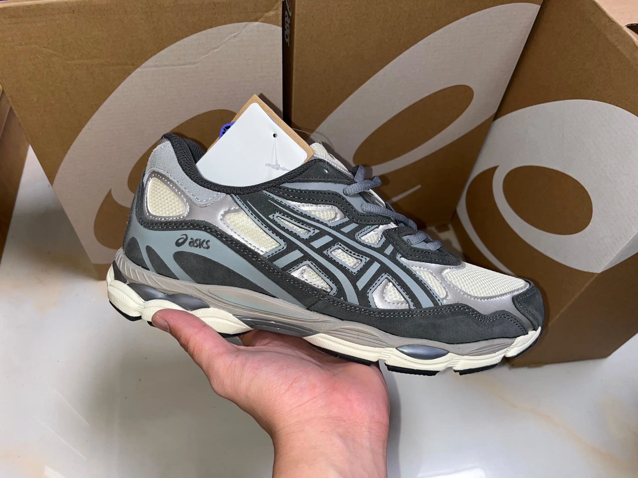 Asics Gel-NYC Grey/White