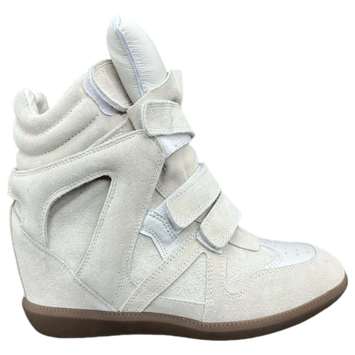 White-Baskets Bekett